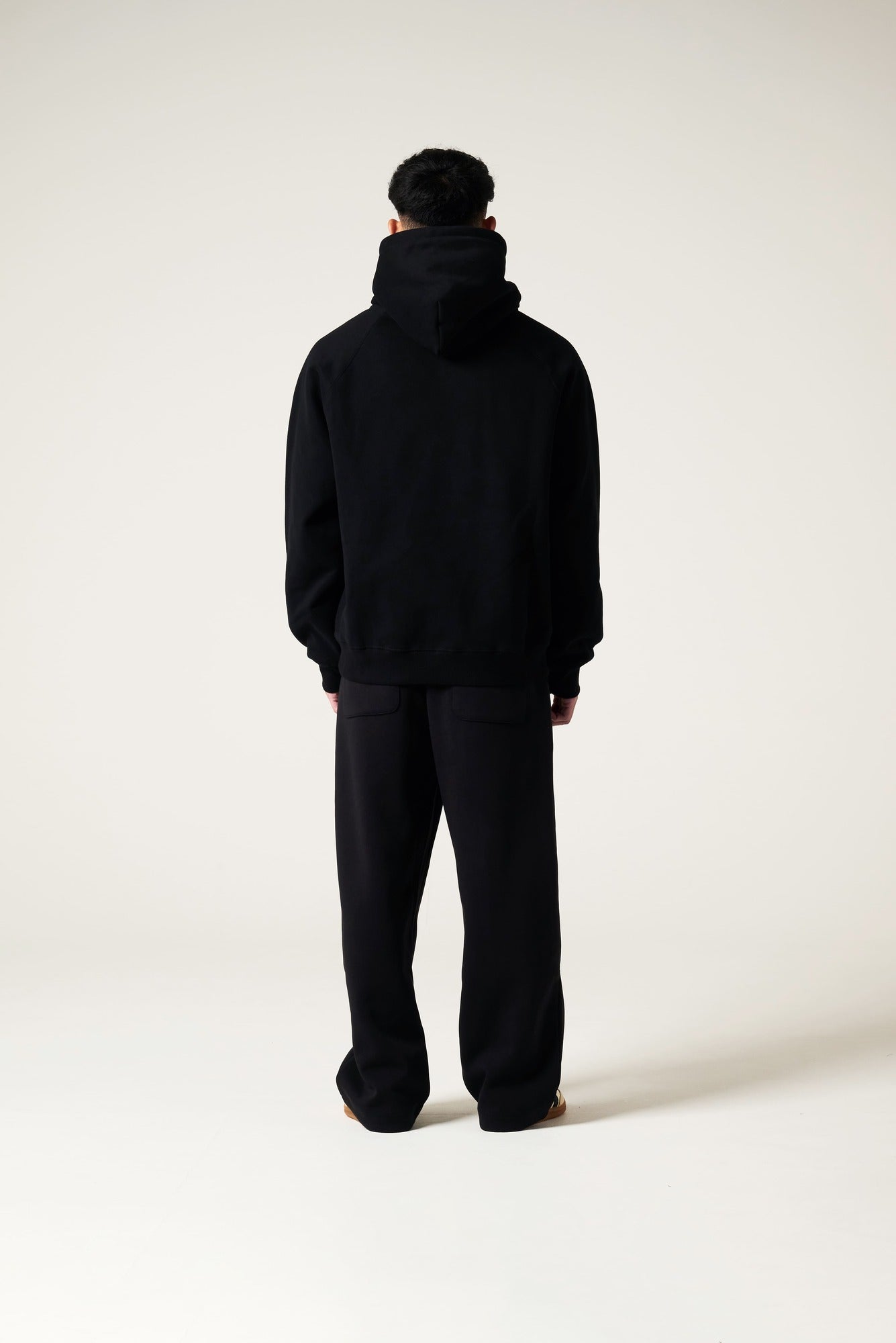 HOODIE - L♡VE BLACK