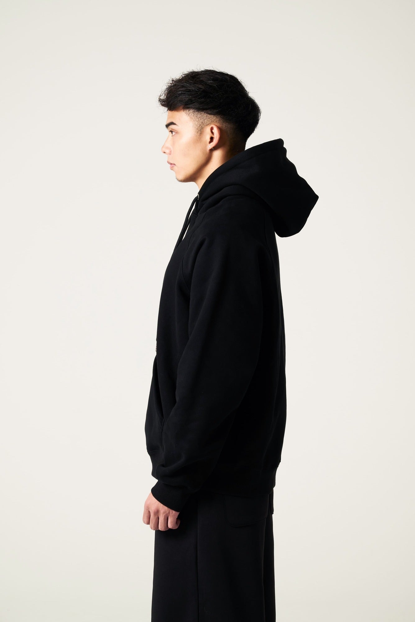 HOODIE - L♡VE BLACK