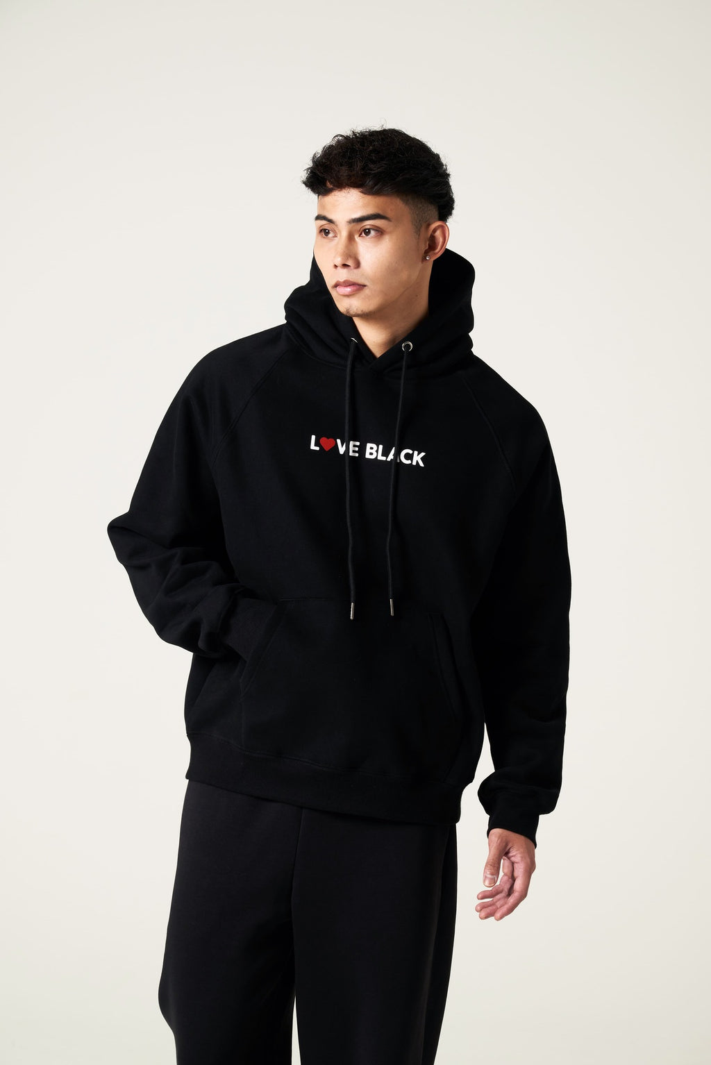 HOODIE - L♡VE BLACK