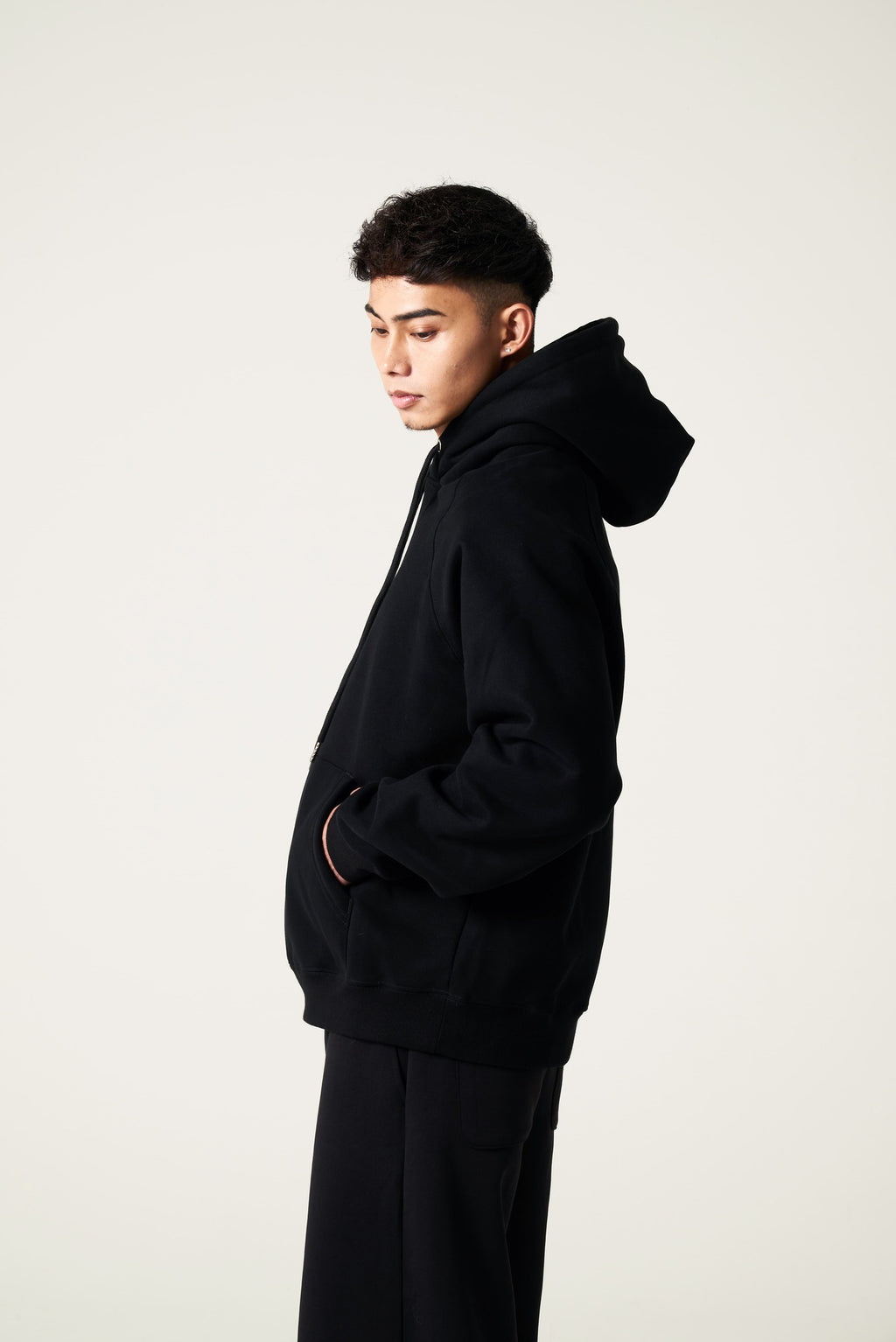 HOODIE - L♡VE BLACK