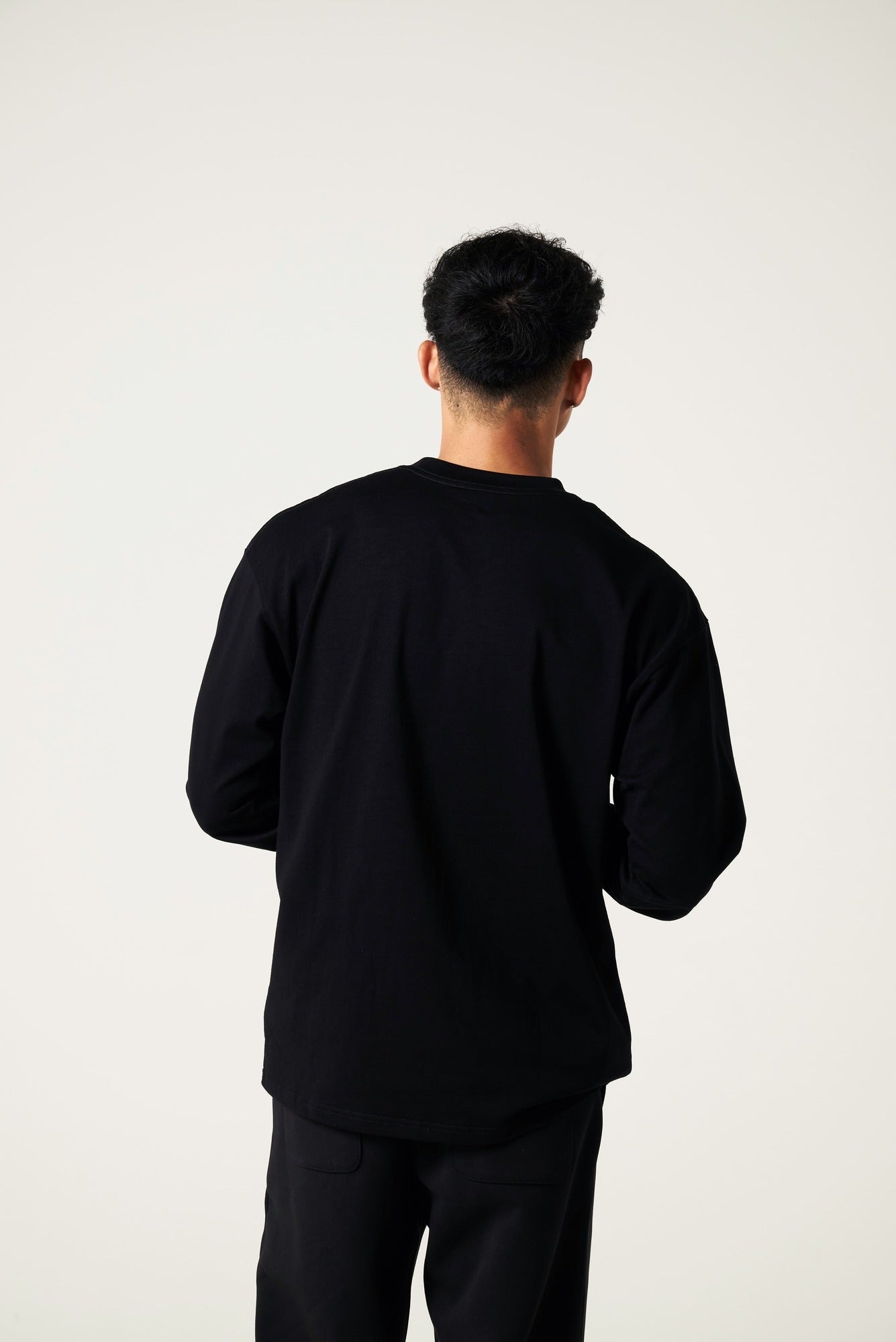 Long Sleeve Tee Oversized Fit 9.2oz (約260g) B – LOVE BLACK
