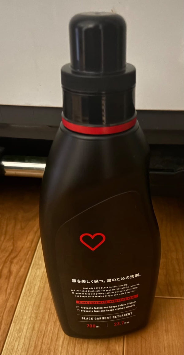 黒を美しく保つ黒のための洗剤のレビュー写真